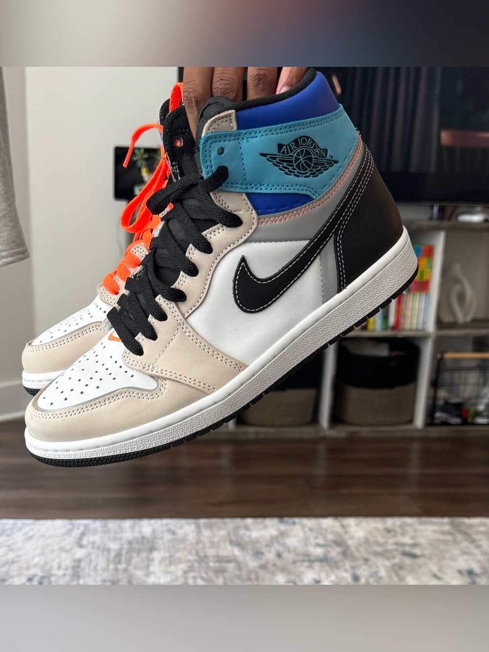 🔥 Nike Air Jordan 1 Mid – Custom Lace Swap Included 🔥